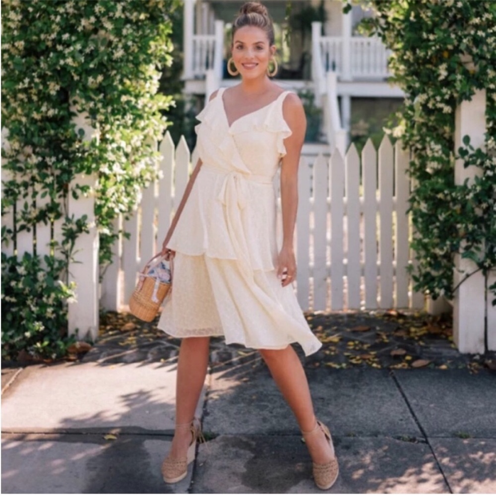 NWOT Yellow Gal Meets Glam ADORABLE Dress